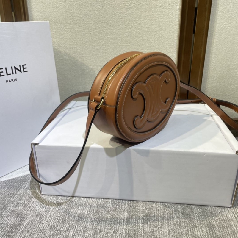 Ce1i*e triomphe bags